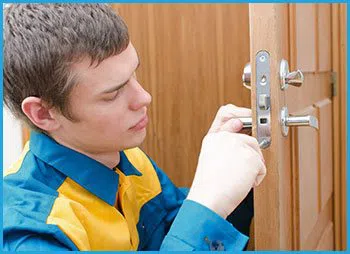 Lock Locksmith Services Newton Highlands, MA 781-519-7434 - 5-lock-opening